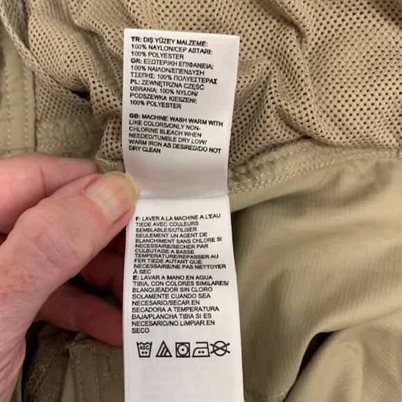 NORTH FACE Womens Convertible Roll Up Leg Khaki Hiking Outdoor Pants | 16 - Picture 6 of 6